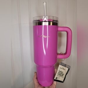 Adventuridge Hot Pink Thirst Crusher 40 oz Tumbler NWT